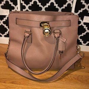 ♥️SOLD♥️ Michael Kors Dusty Rose Large Hamilton